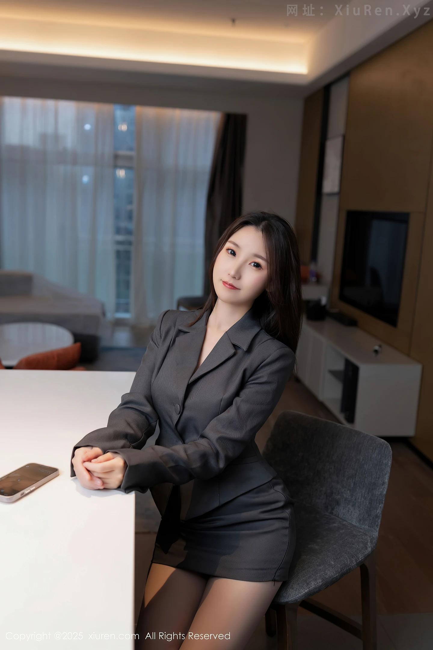 图片[6]-[XiuRen秀人网] VOL.10497_模特杏子Yada性感白色薄透内衣配灰色丝袜秀曼妙身姿诱惑写真83P-秀人网官方网站